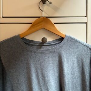 Vuori Men's Blue / Gray T Shirt